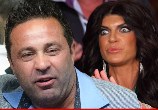 Reality Star Teresa Giudice Surrenders Under Fraud Charges