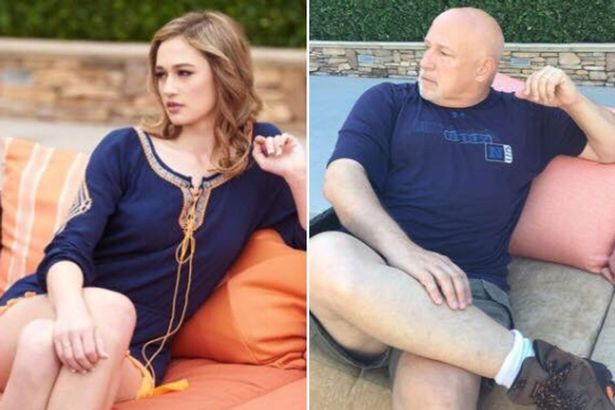 dad-recreates-daughters-modeling-shoot-photos-after-finding-himself-in-the-same-hotel4